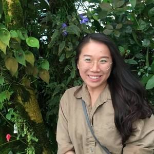 Meet your Posher, Crystal